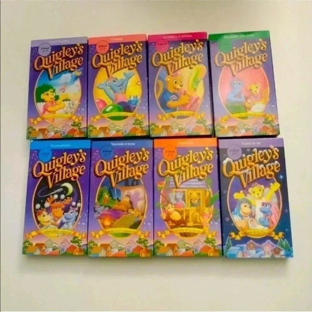 Lot of 8 Quigley's Village VHS for ages 2-7. In Spanish. - Picture 2 of 4